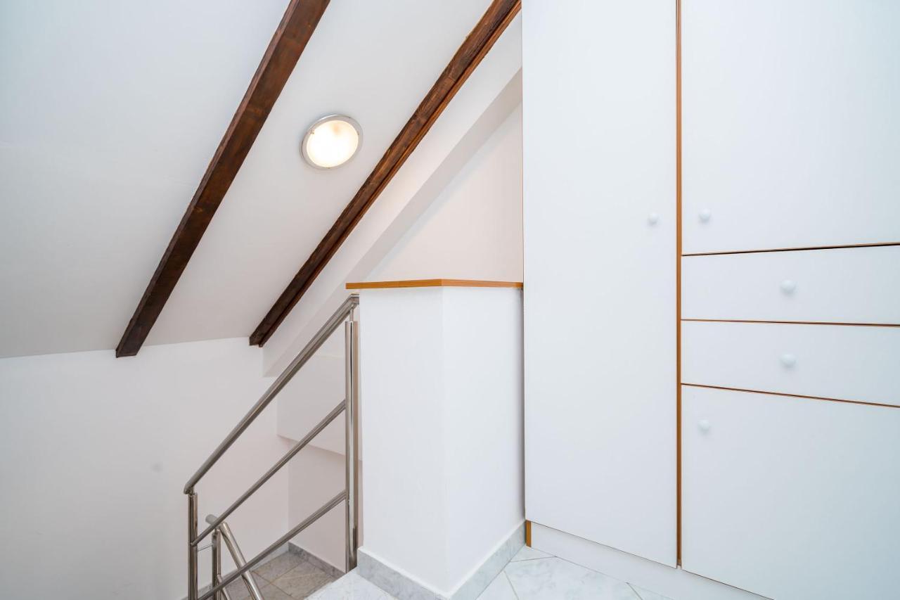Deluxe Duplex House With Terrace Apartment ดูบรอฟนิก ภายนอก รูปภาพ